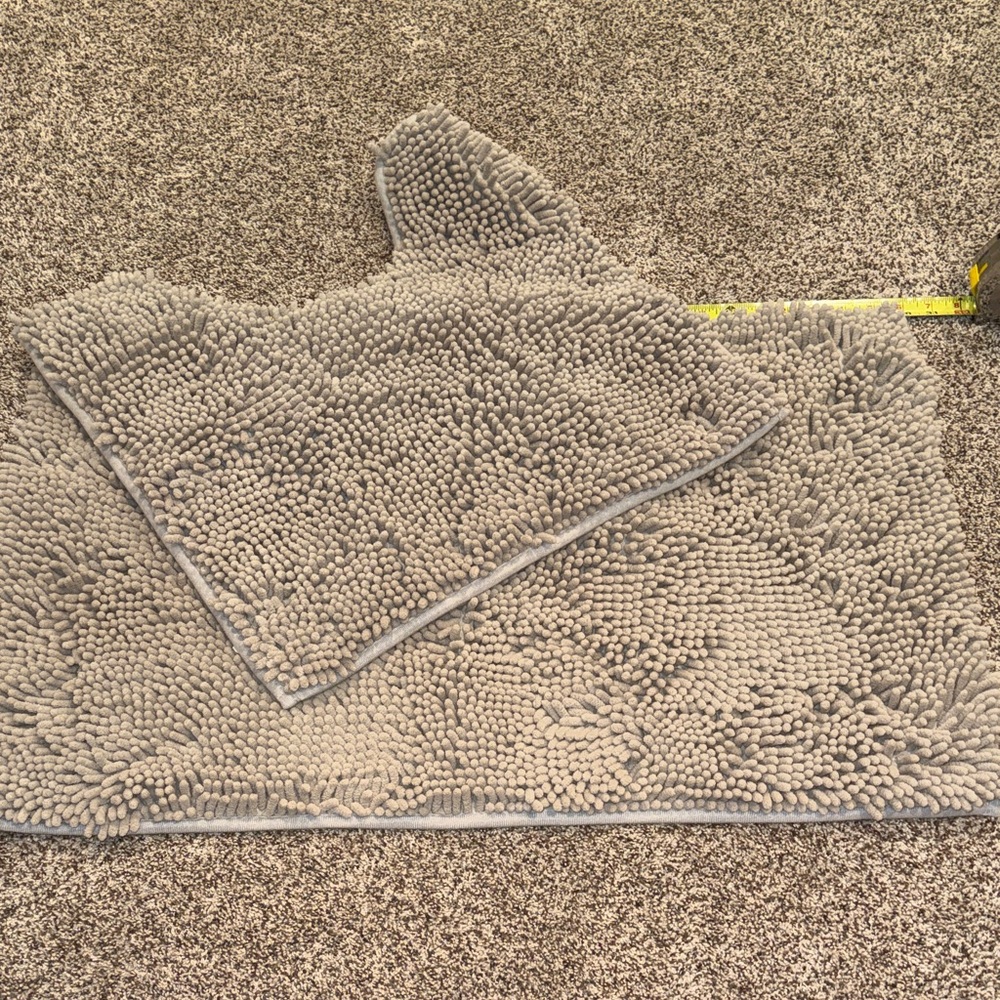 Gray NOODLE Bath Mat Set